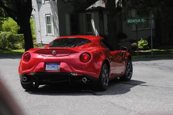 2015 alfa romeo 4c