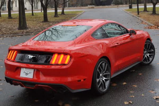 2015 ford mustang