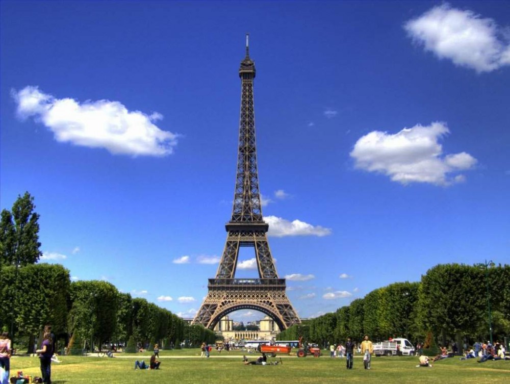 Gambar Menara Eiffel Yang Indah Dan Mempesona Gambargambar Co