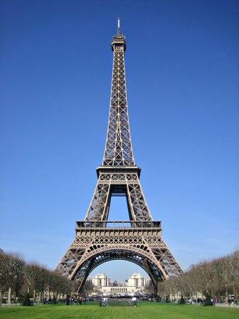 Gambar Menara Eiffel Yang Indah Dan Mempesona 