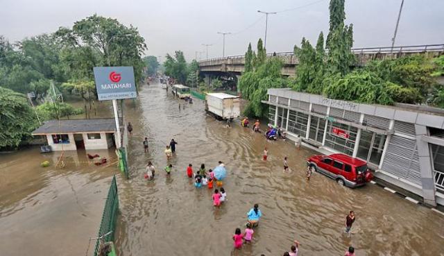 Koleksi Gambar  Banjir Di Jakarta Indonesia Terbaru Hari 
